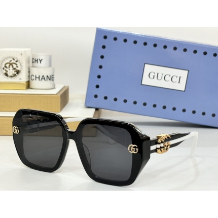 Gucci AAA Quality Sunglasses in 203119