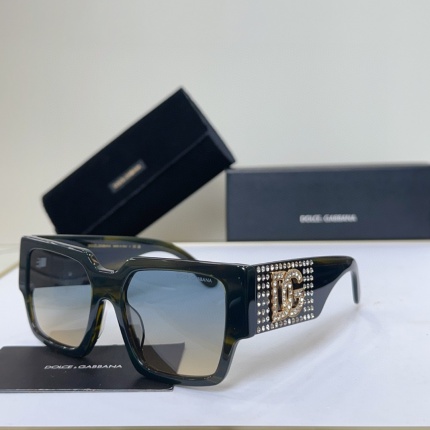 D&G AAA quality Sunglasses in 203125