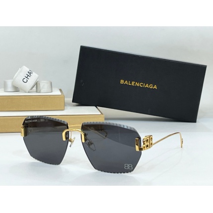 Balenciaga AAA quality Sunglasses in 203207