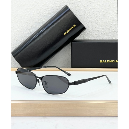 Balenciaga AAA quality Sunglasses in 203232