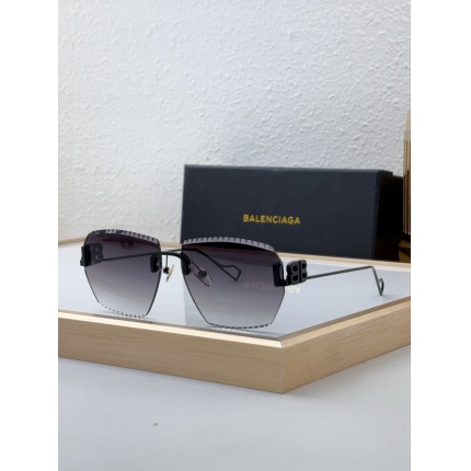 Balenciaga AAA quality Sunglasses in 203255