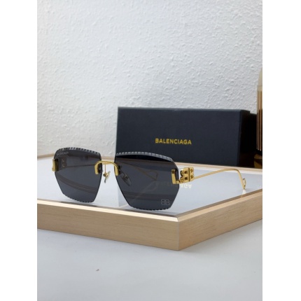 Balenciaga AAA quality Sunglasses in 203257