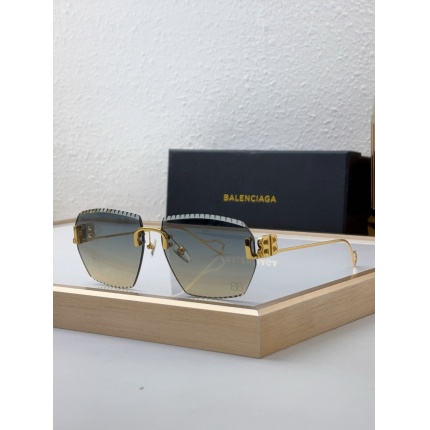 Balenciaga AAA quality Sunglasses in 203259