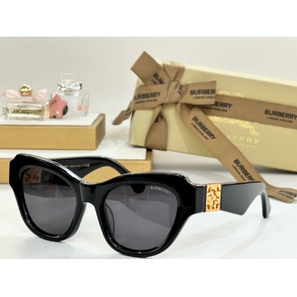 New Arrivals Burberry AAA quality Sunglasses in 203334