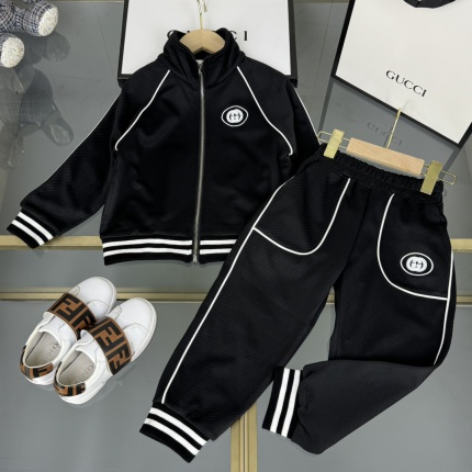 New Arrivals Gucci Tracksuits For Kids in 203438