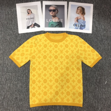 New Arrivals Louis Vuitton Sweater T-Shirts For Women in 203485