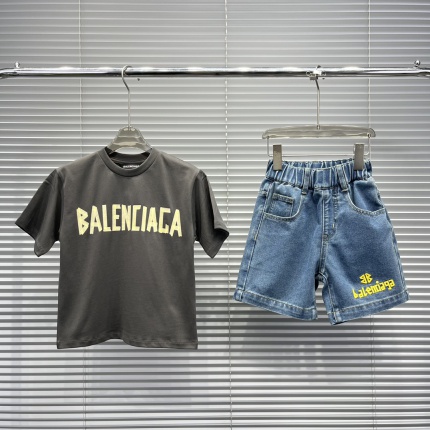 New Arrivals Balenciaga Short Tracksuits For Kids in 203533