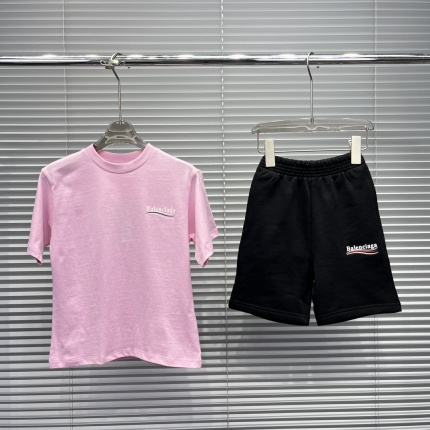 New Arrivals Balenciaga Short Tracksuits For Kids in 203554