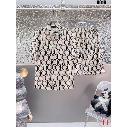 Gucci Short Tracksuits For Men in 203732