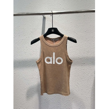 New Arrivals Alo Vests alo Top in 203803