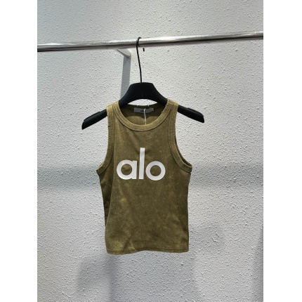 New Arrivals Alo Vests alo Top in 203805