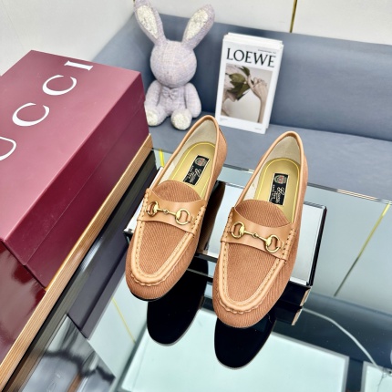 New Arrivals Gucci Loafers For Women in 203857