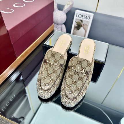 New Arrivals Gucci Loafers For Women in 203860