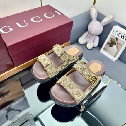 New Arrivals Gucci Slippers For Women in 203863