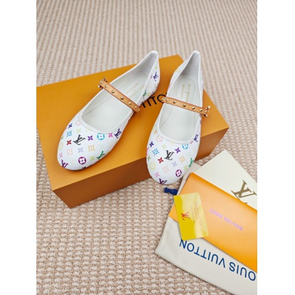 Louis Vuitton Loafers For Women in 203867
