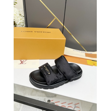 New Arrivals Louis Vuitton Slippers For Women in 203921