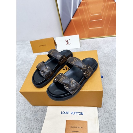 New Arrivals Louis Vuitton Slippers For Women in 203922
