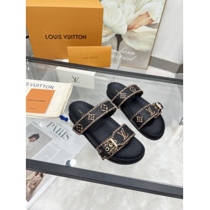 New Arrivals Louis Vuitton Slippers For Women in 203926