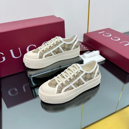 New Arrivals Gucci Sneakers For Women in 203958