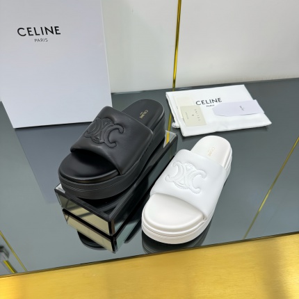 New Arrivals Celine Slippers For Women in 203960