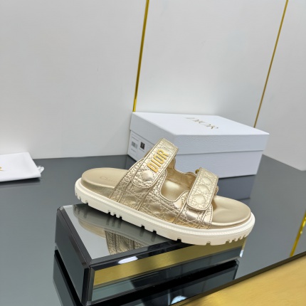 New Arrivals Dior Slippers For Women in 203967