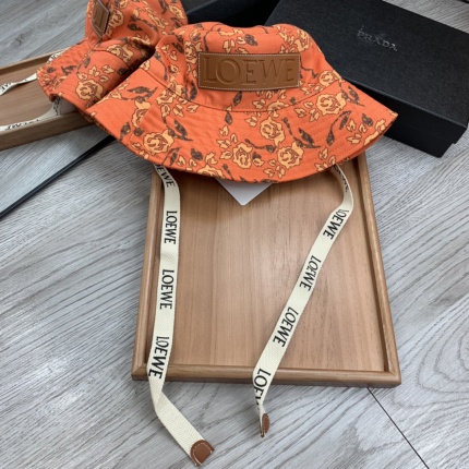 New Arrivals Loewe Hats in 204009