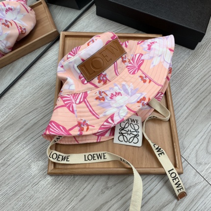 New Arrivals Loewe Hats in 204011