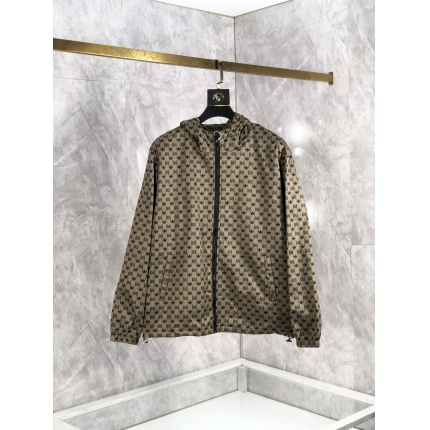 Gucci Thin Jackets For Men in 204070