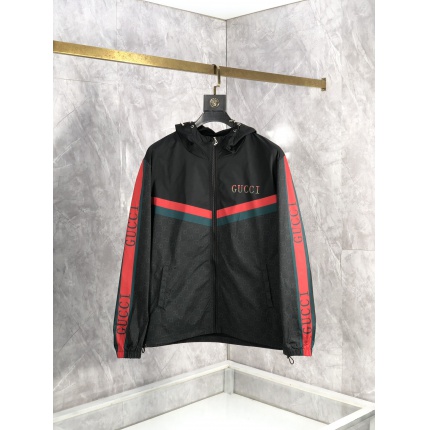 Gucci Thin Jackets For Men in 204073