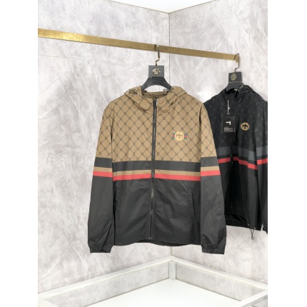 Gucci Thin Jackets For Men in 204074
