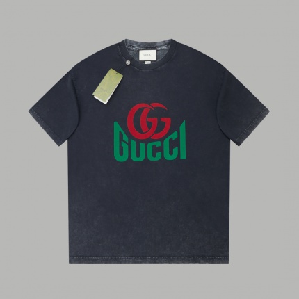 Gucci T-shirts for Men in 204116