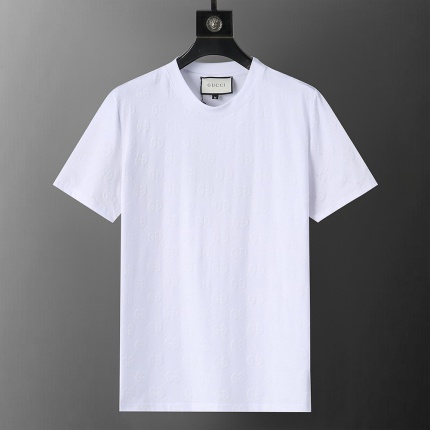 Gucci T-shirts for Men in 204121
