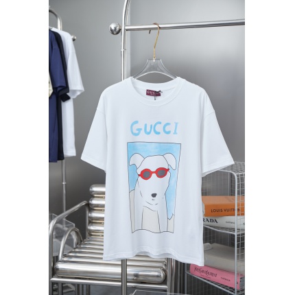 Gucci T-shirts for Women in 204128