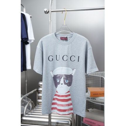 Gucci T-shirts for Women in 204130