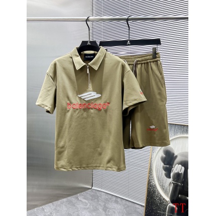 New Arrivals Balenciaga Short Tracksuits in 204133