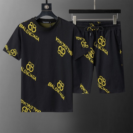 New Arrivals Balenciaga Short Tracksuits in 204142