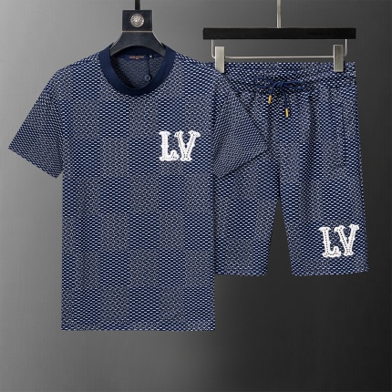Louis Vuitton Short Tracksuits For Men in 204143