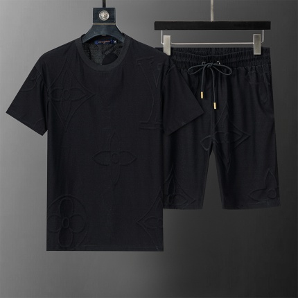 Louis Vuitton Short Tracksuits For Men in 204145