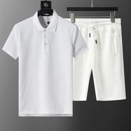 Louis Vuitton Short Tracksuits For Men in 204153