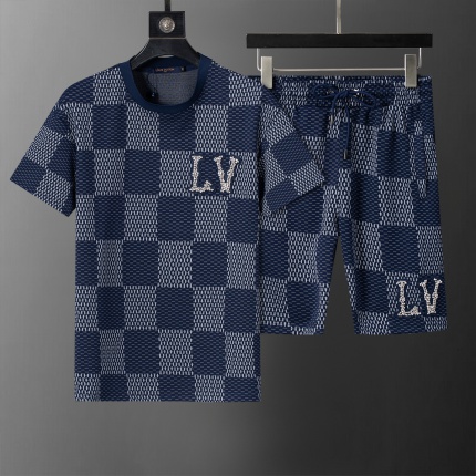 Louis Vuitton Short Tracksuits For Men in 204159