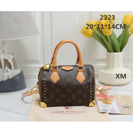 Louis Vuitton Cross Bags in 204401