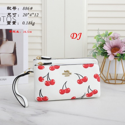 Coach Handbags in 204463