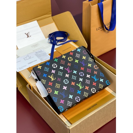 New Arrivals Louis Vuitton AAA quality Clutch in 204553