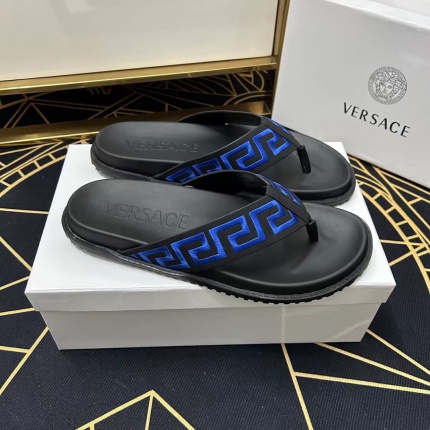 Versace Slippers For Men in 204565