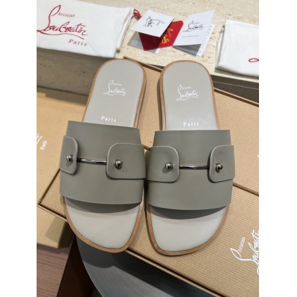 Christian Louboutin Slippers For Men in 204577