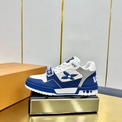 High quality Louis Vuitton Sneakers For Men in 204605