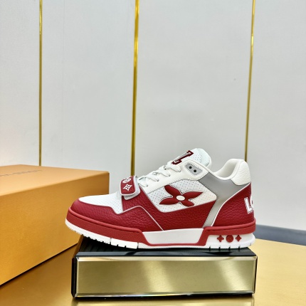 High quality Louis Vuitton Sneakers For Men in 204606