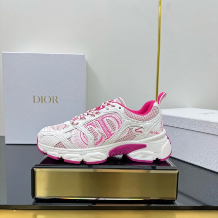 Dior Sneakers for Women in 204622