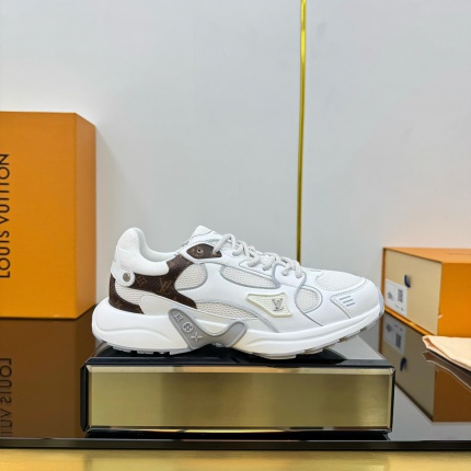 New Arrivals Louis Vuitton Sneakers Size 35-46 in 204626