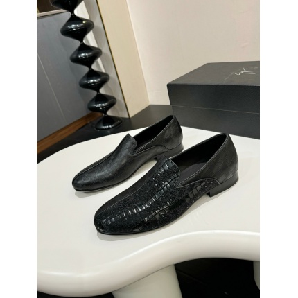 Top quality Giuseppe Zanotti Leather Shoes For Men in 204704